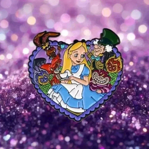 Alice in Wonderland: Classic Storybook Enamel Pin - Picture 1 of 5